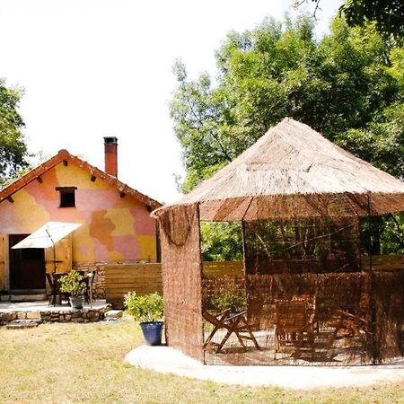 La Taniere Des Druides Villa Luzech Luaran gambar